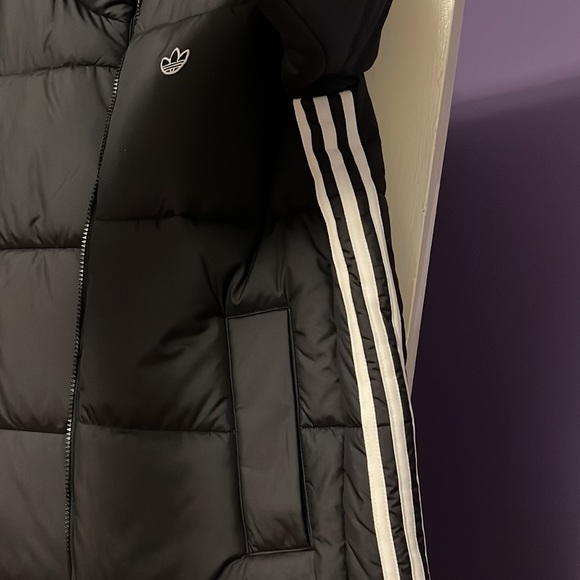 Adidas puffer jacket - Picture 3 of 4